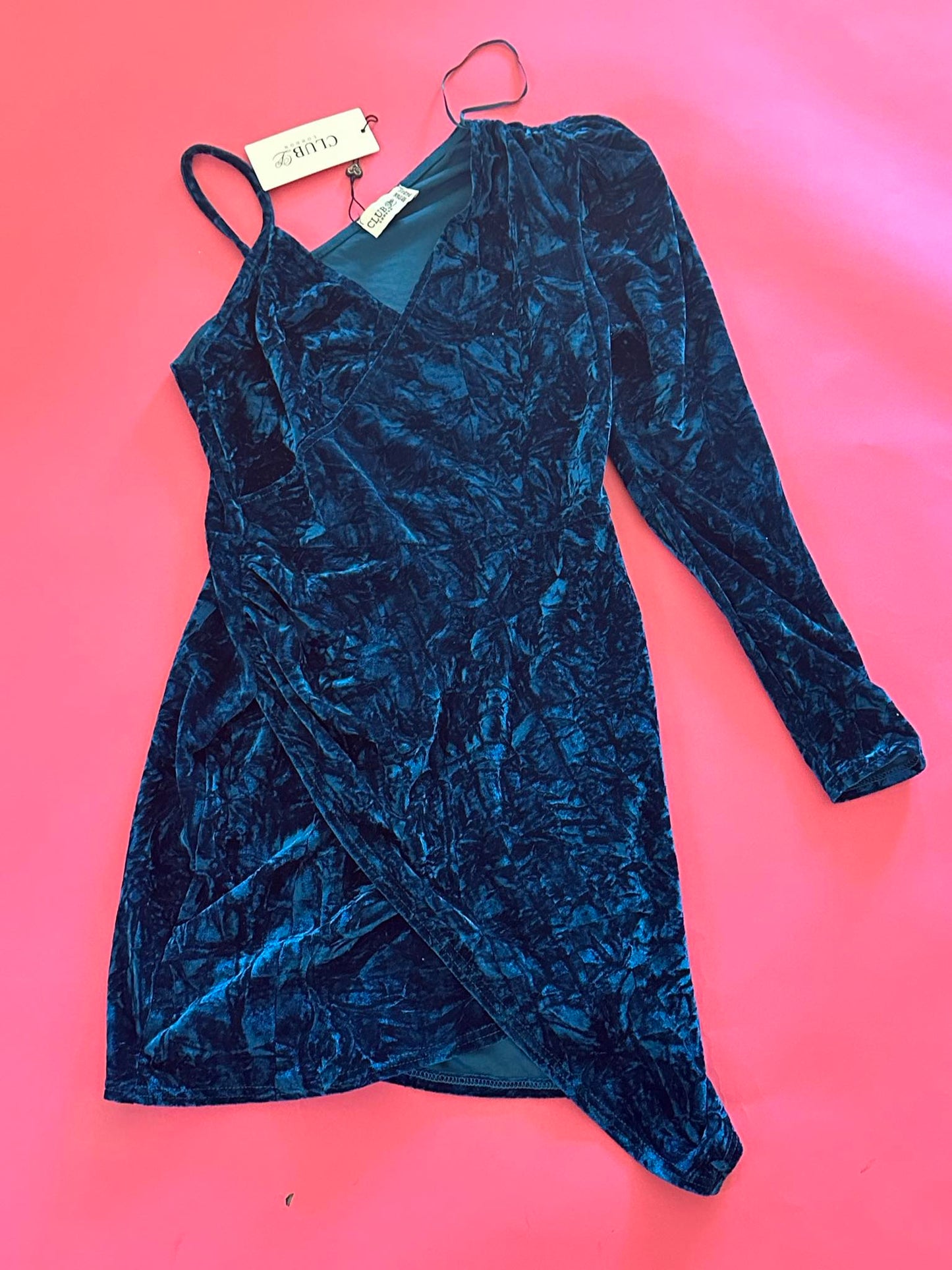 Club London velvet dress with tags Size US 10 (Medium/Large)